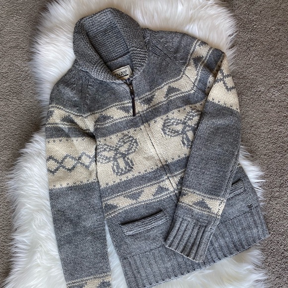 Aritzia Wool Sweater - Picture 1 of 4